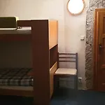 Jestrebi