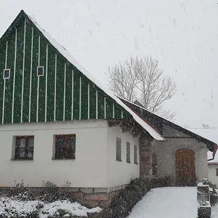 Holiday home Jestrebi